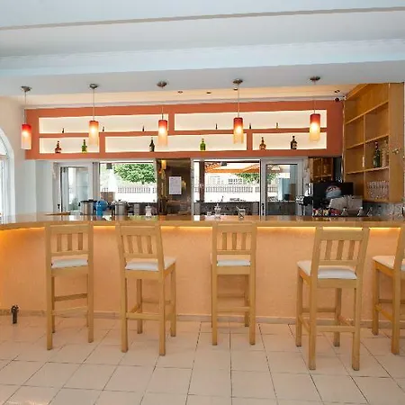 Hotel Silver And Annexe (adults Only) 2*