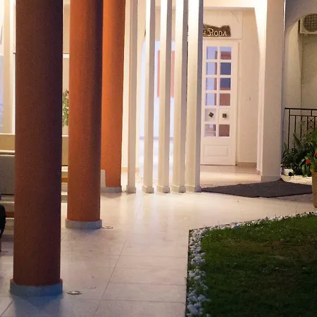 Silver (adults Only) 2* Roda (Corfu)